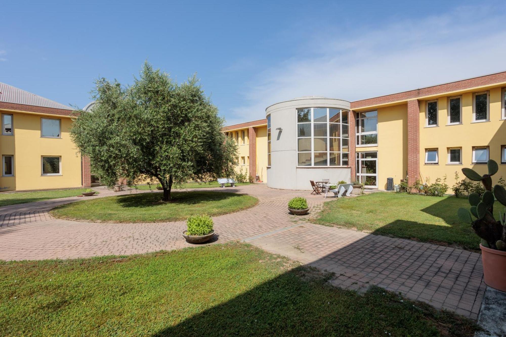 Eurhotel Fontevivo Екстериор снимка