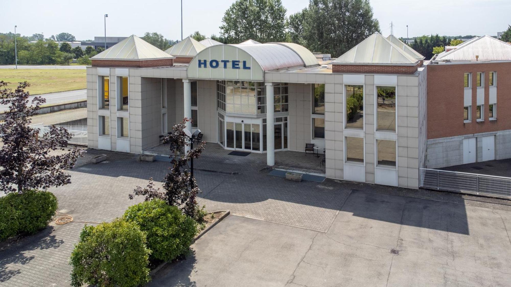Eurhotel Fontevivo Екстериор снимка