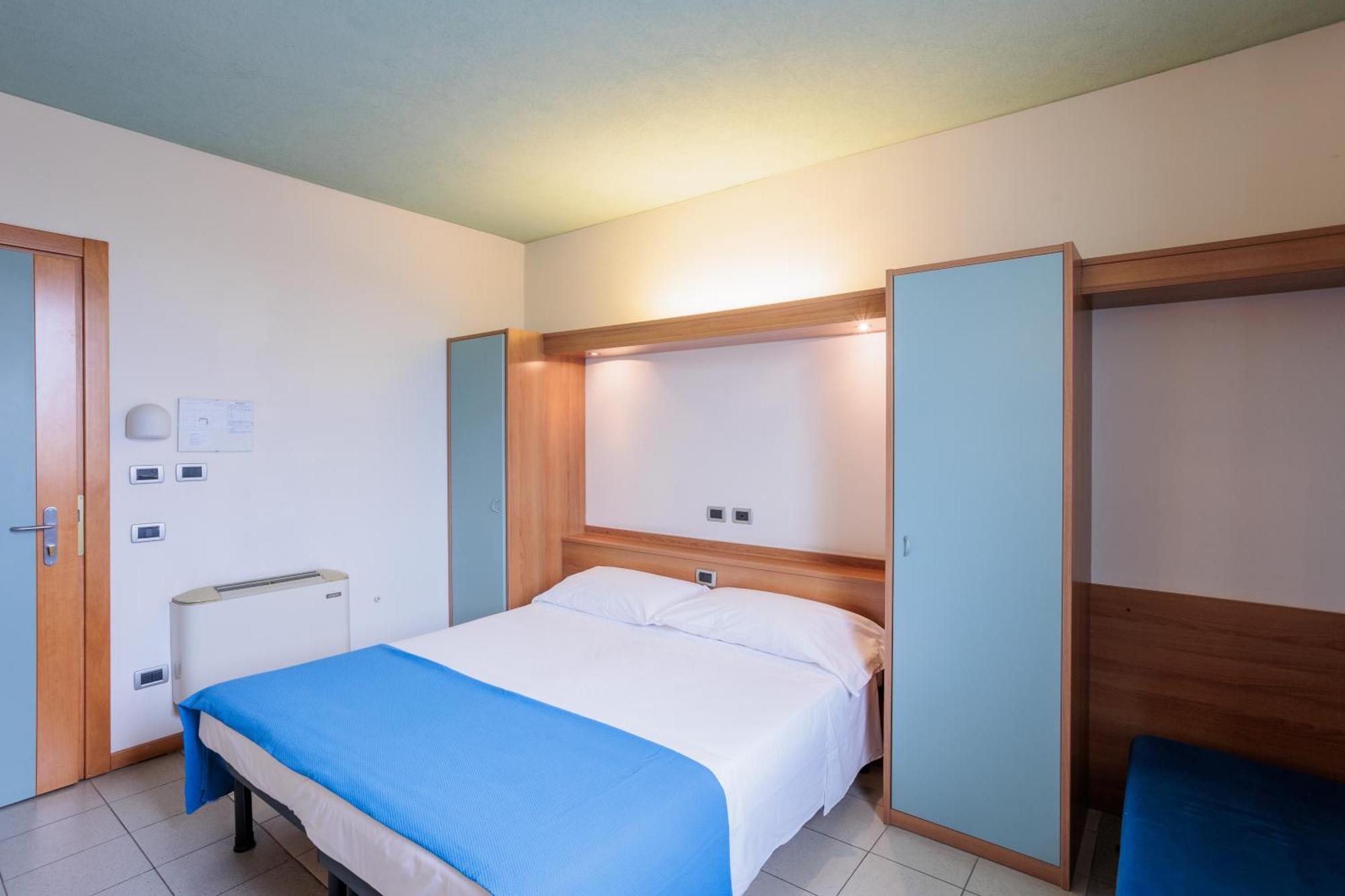 Eurhotel Fontevivo Екстериор снимка